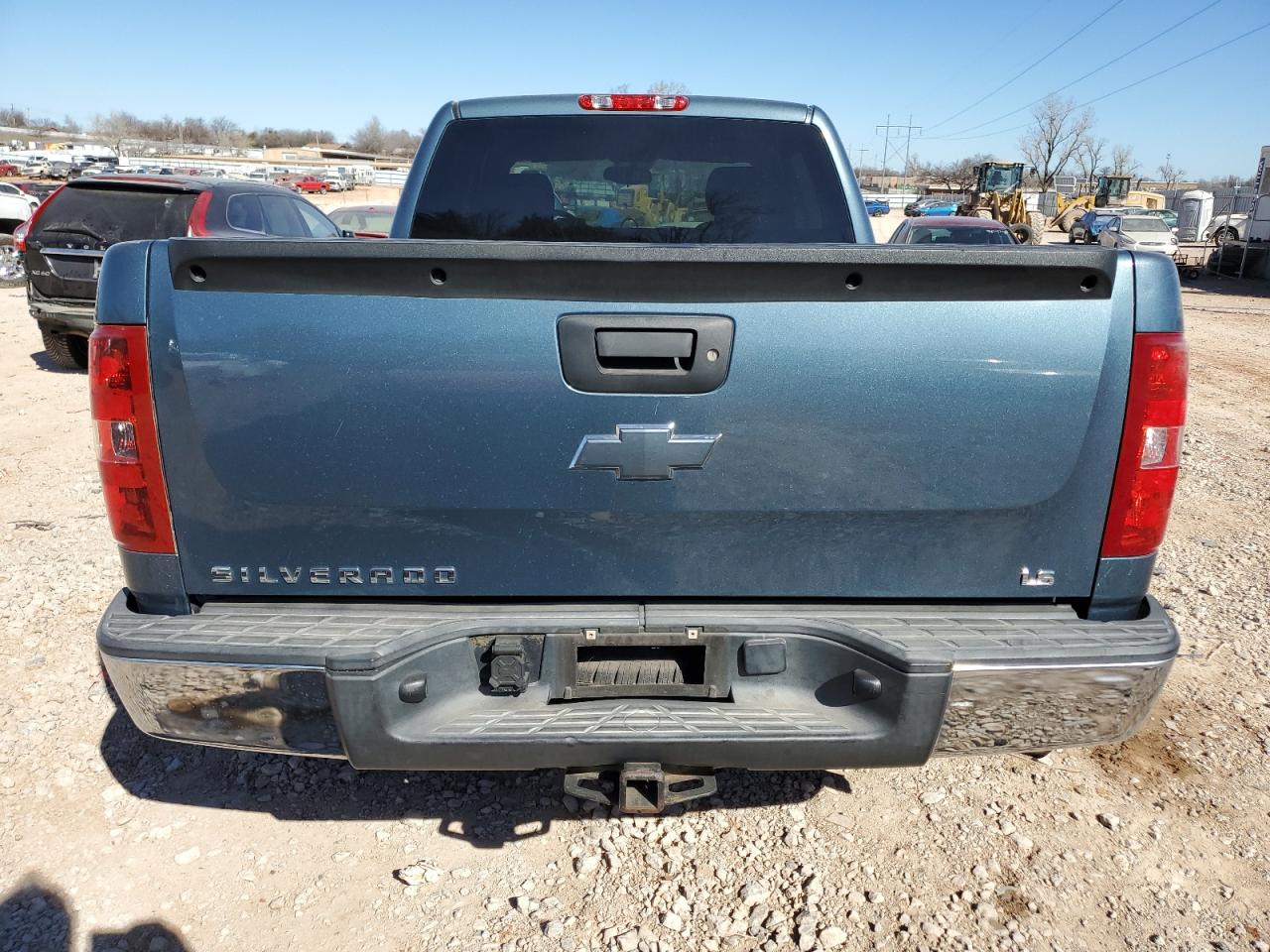 2010 Chevrolet Silverado - Image 6