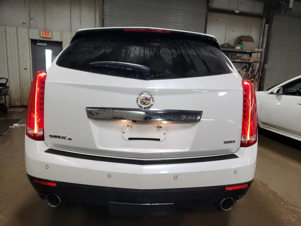2016 Cadillac SRX - Image 6
