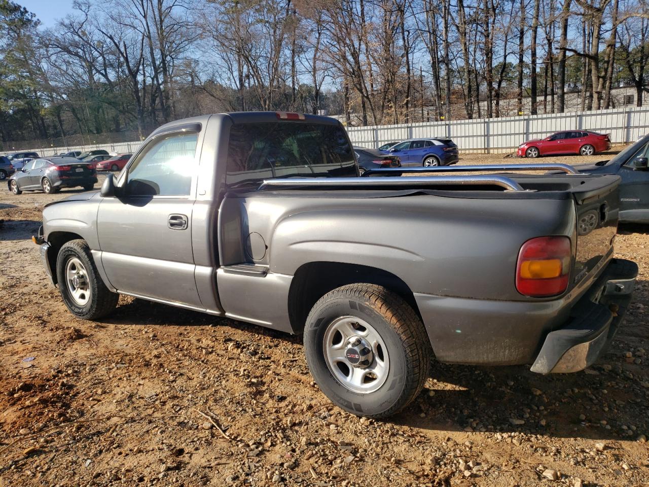 2000 GMC Sierra - Image 2