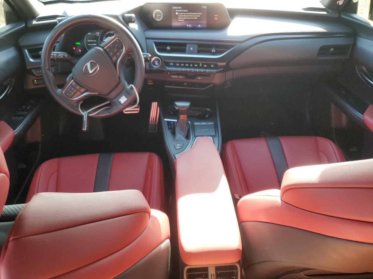 2019 Lexus UX - Image 8