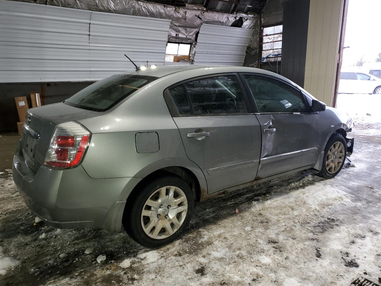 2010 Nissan Sentra - Image 3