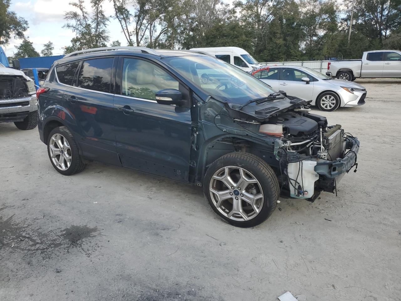 2019 Ford Escape - Image 4