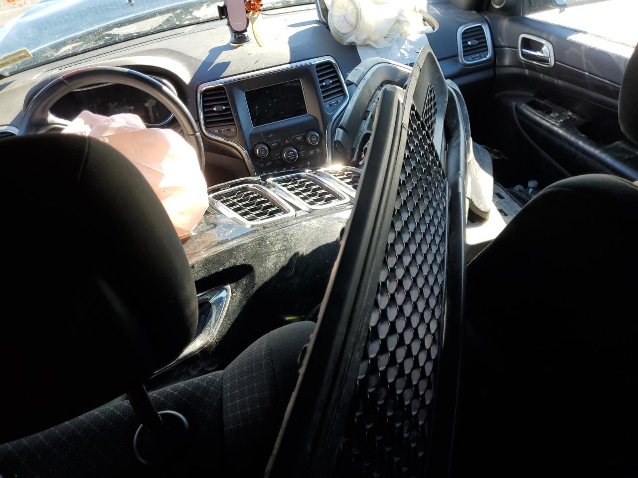 2018 Jeep Grand Cherokee - Image 8