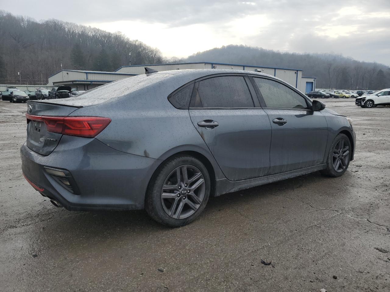 2021 Kia Forte - Image 3