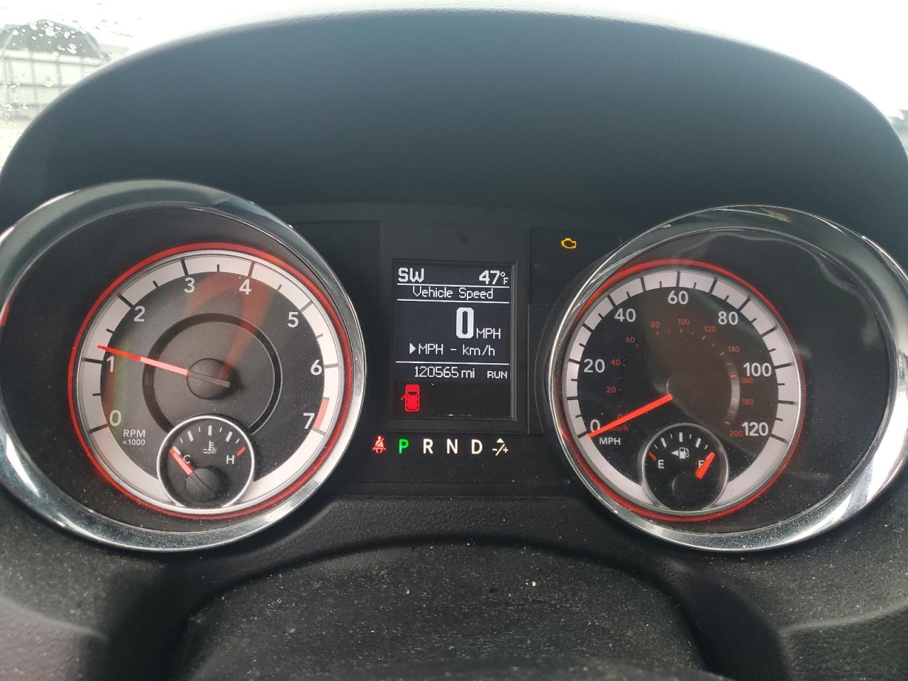 2019 Dodge Caravan - Image 9