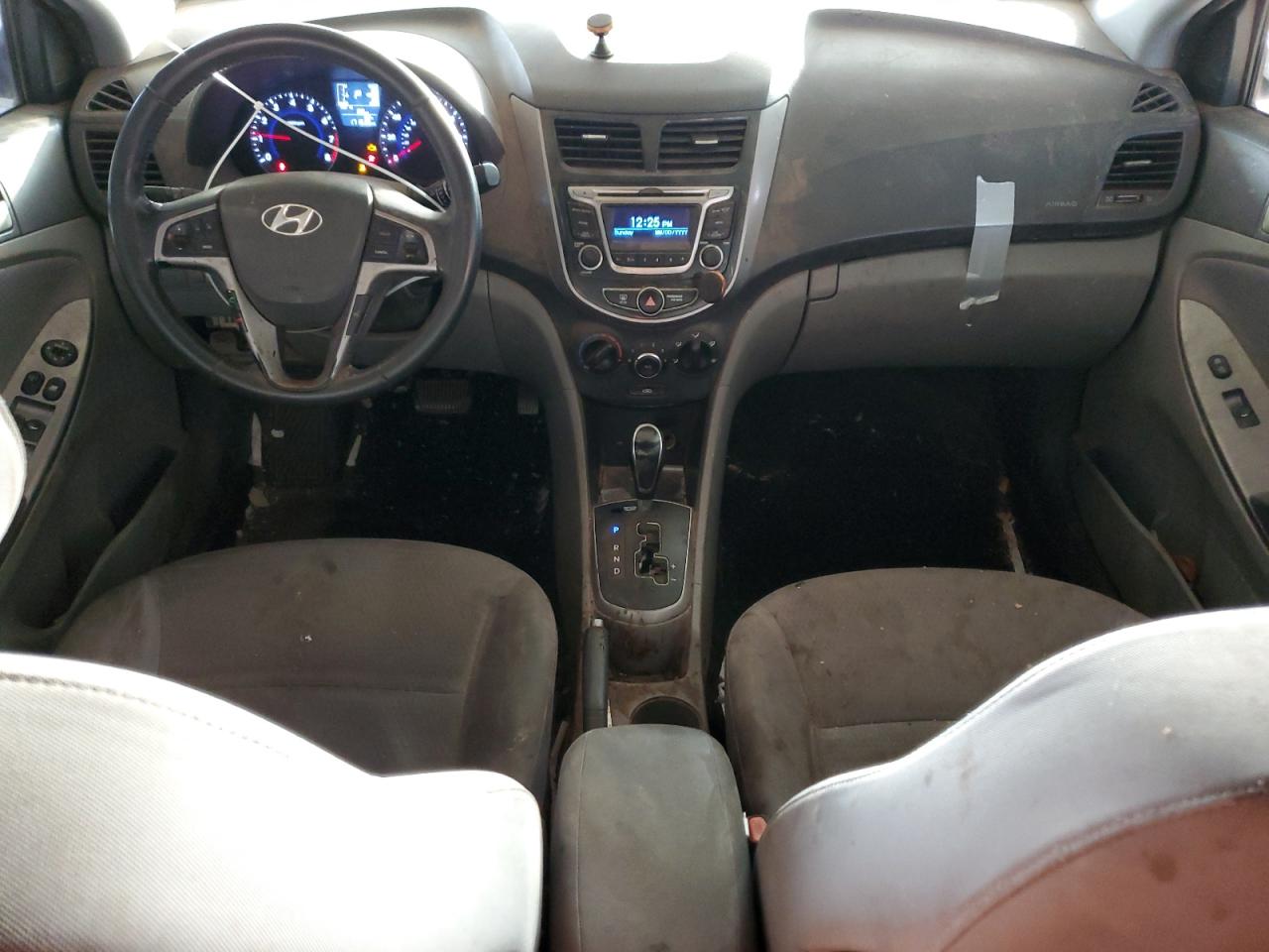 2015 Hyundai Accent - Image 8