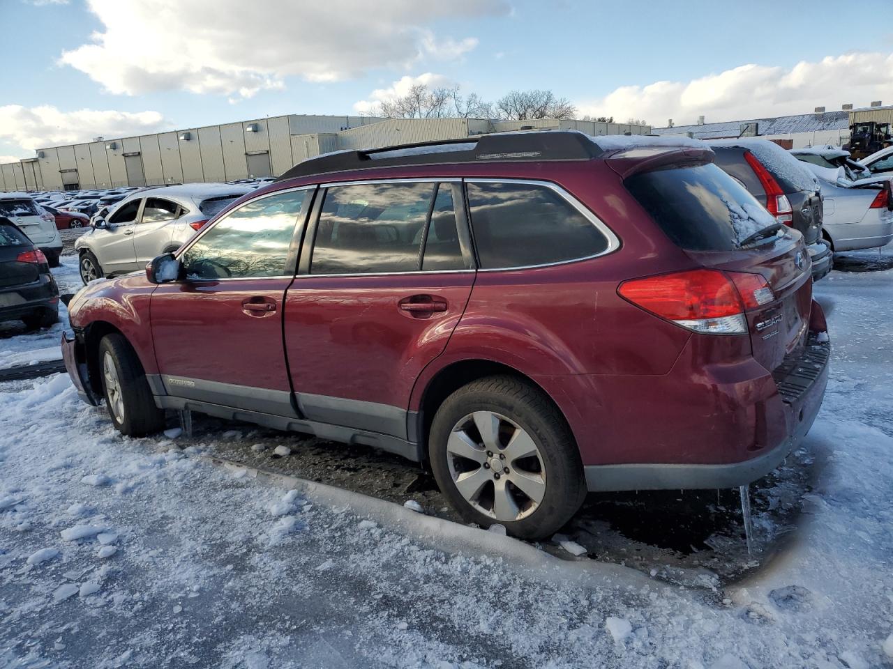 2011 Subaru Outback - Image 2