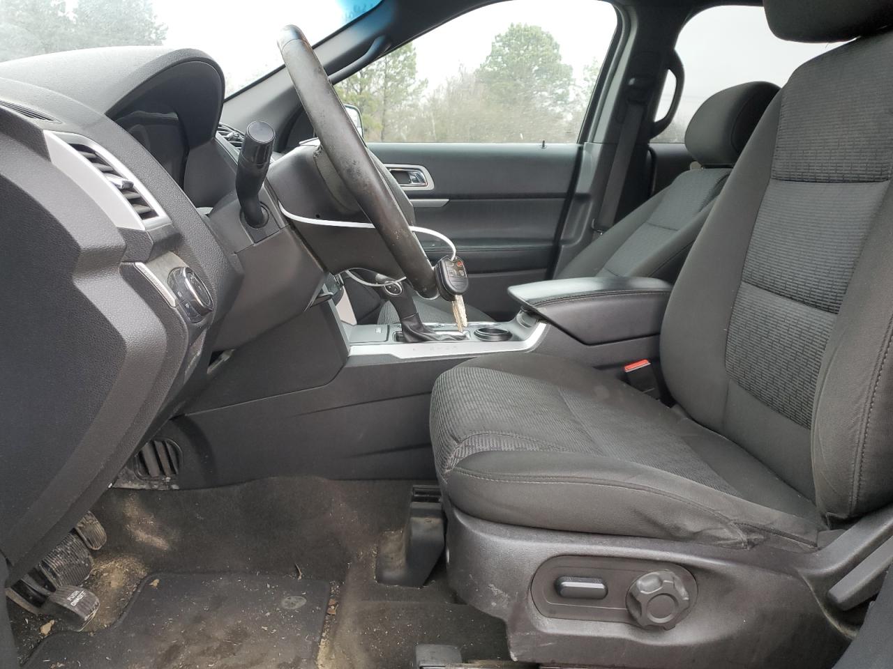 2015 Ford Explorer - Image 7
