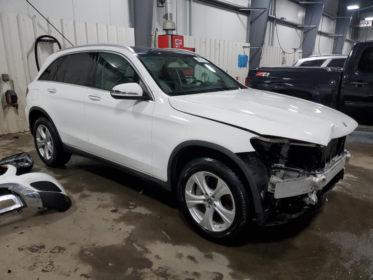 2018 Mercedes-Benz GLC - Image 4