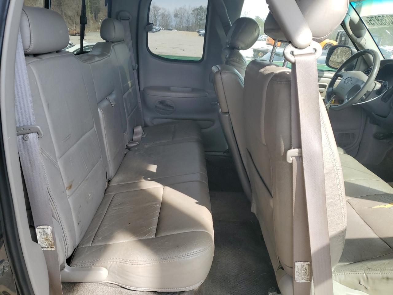 2000 Toyota Tundra - Image 10