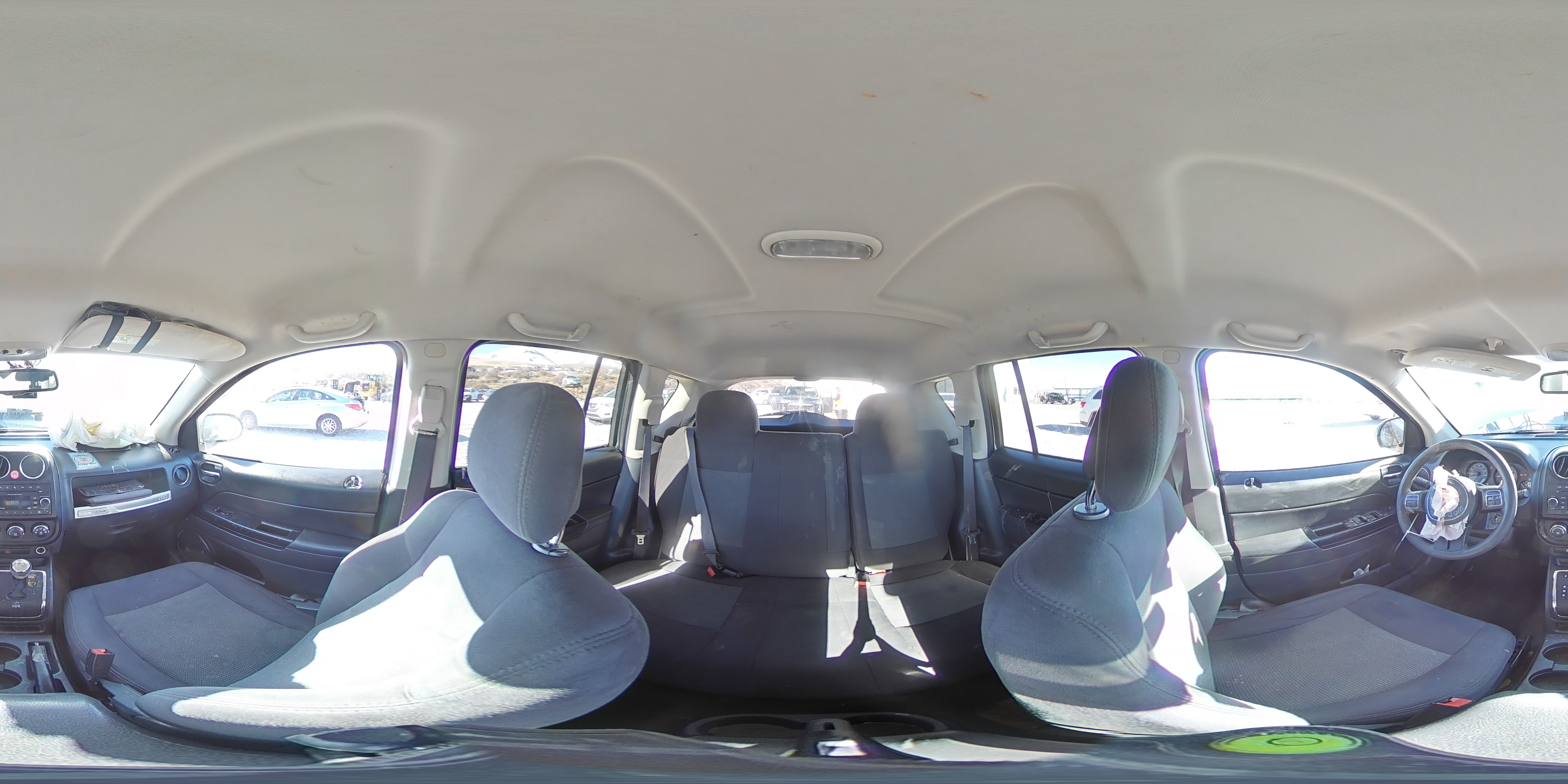 2016 Jeep Compass - Image 14