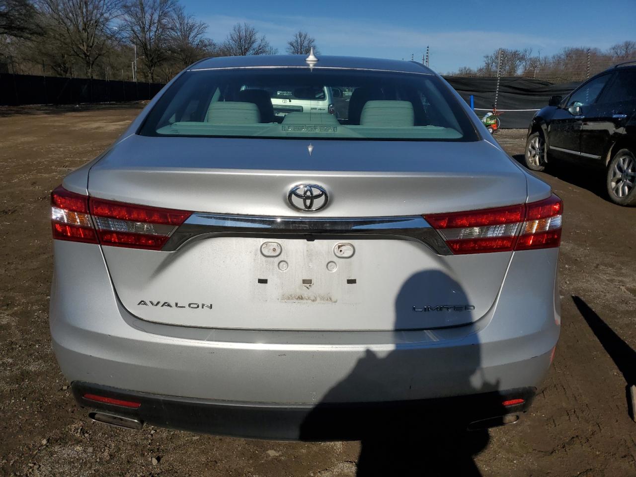 2013 Toyota Avalon - Image 6