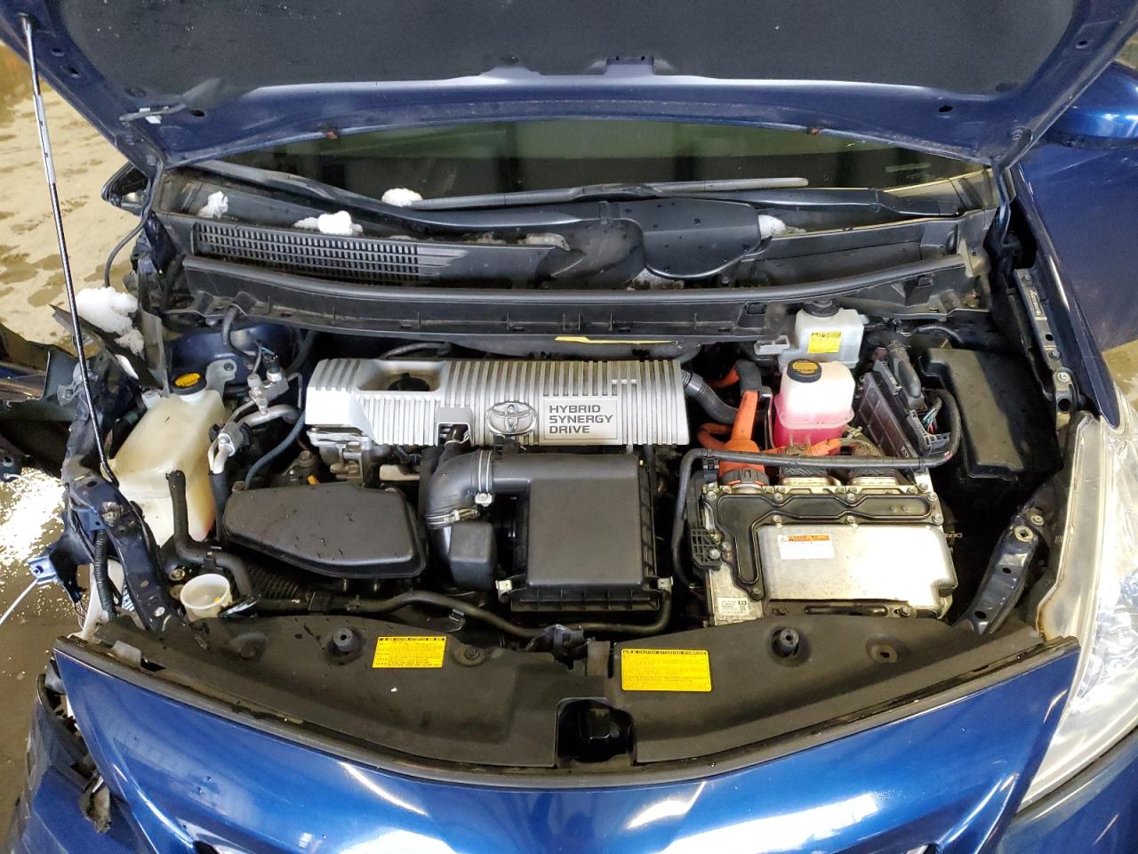 2012 Toyota Prius - Image 12