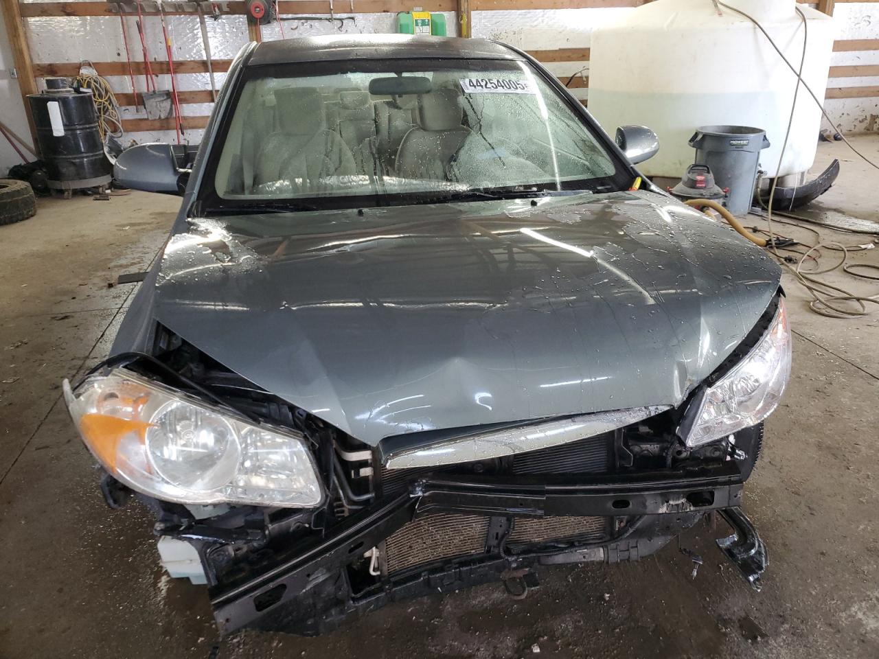 2010 Hyundai Elantra - Image 5