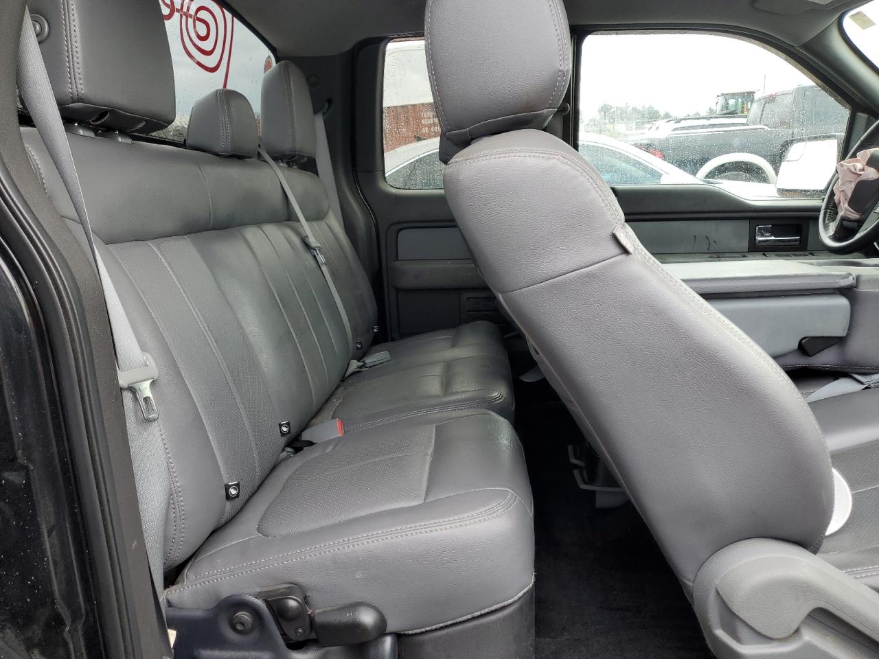 2013 Ford F-150 - Image 10