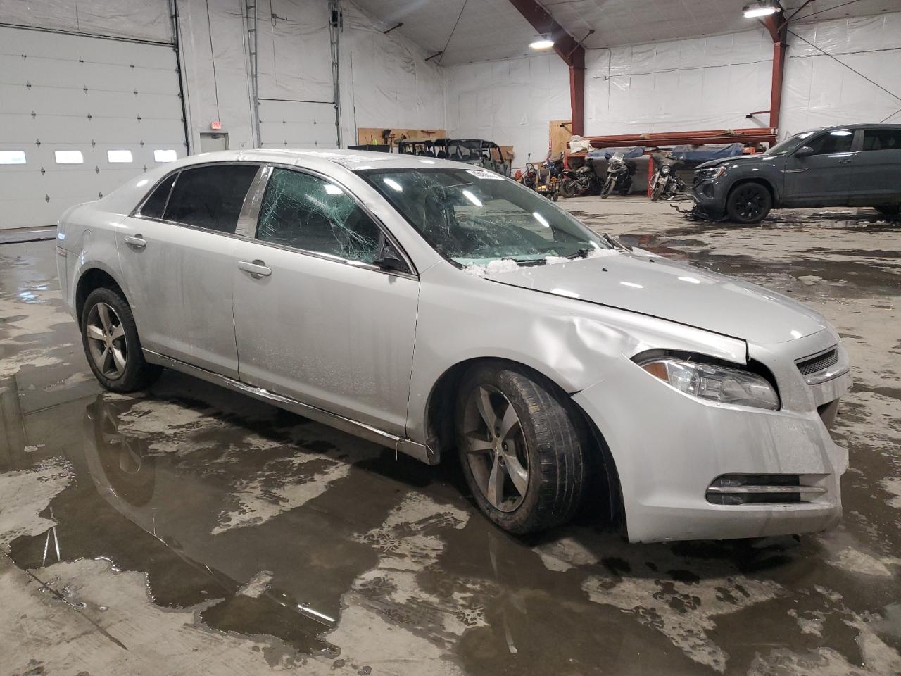 2011 Chevrolet Malibu - Image 4