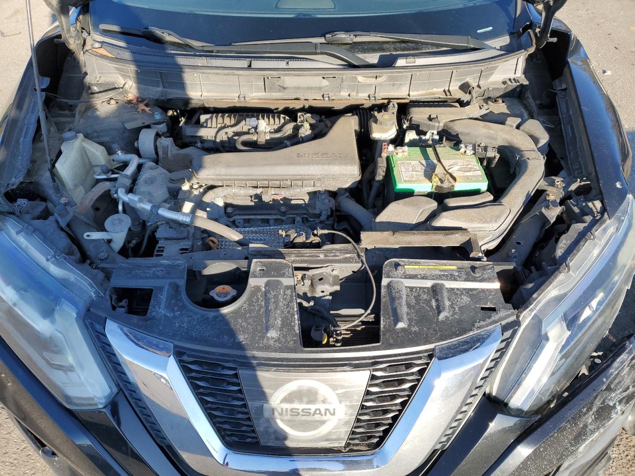 2017 Nissan Rogue - Image 12