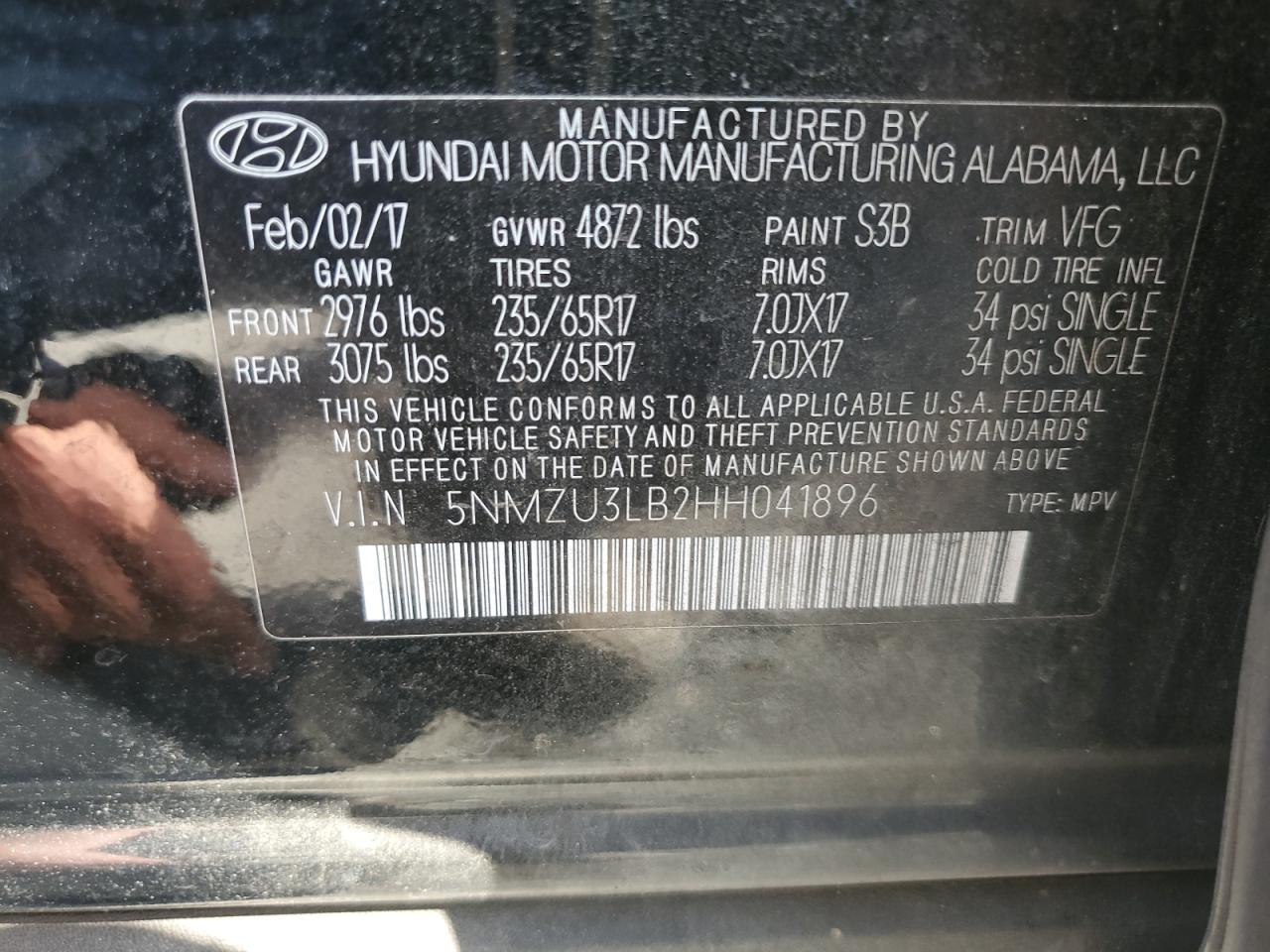 2017 Hyundai Santa Fe - Image 13