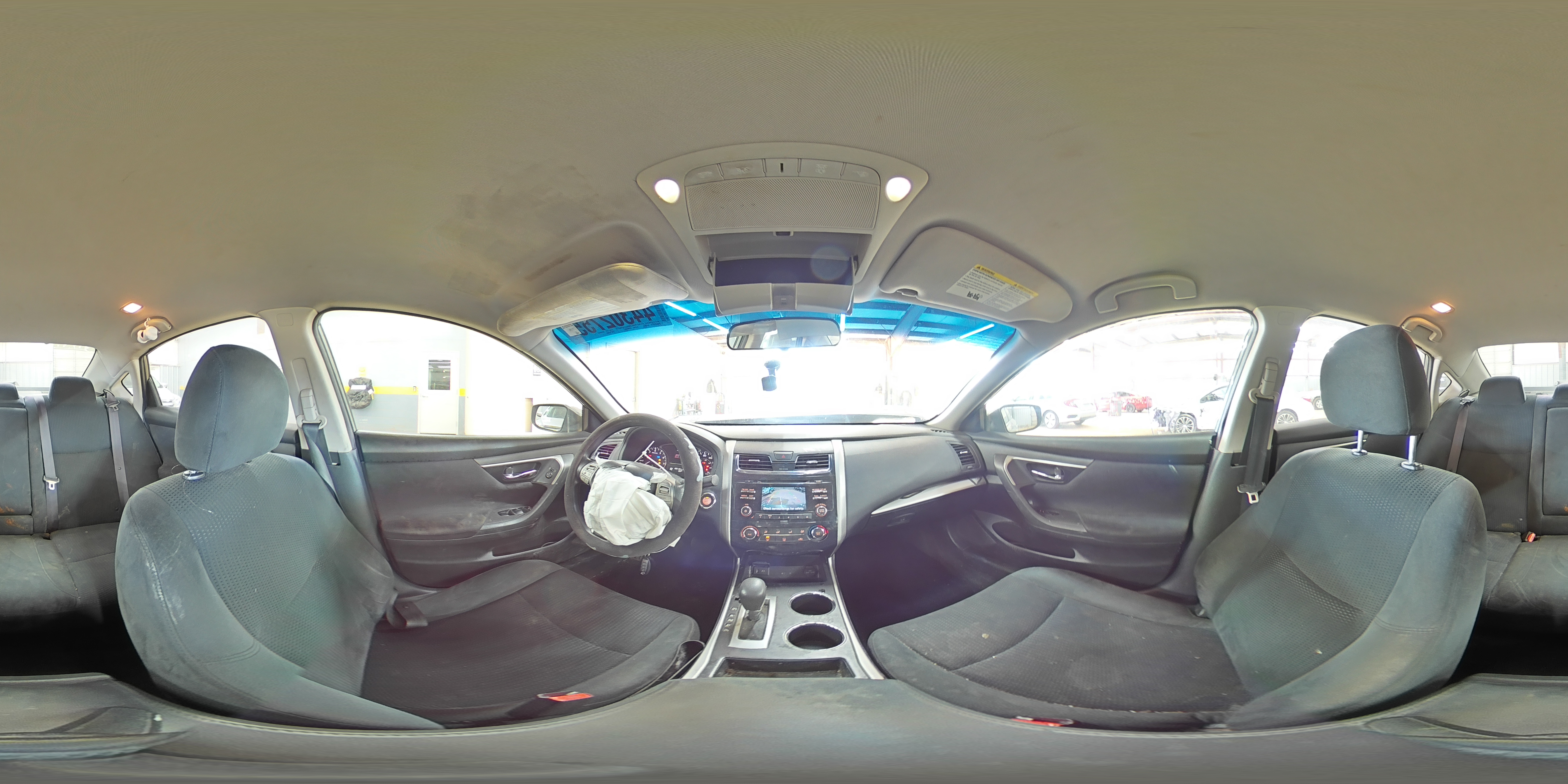 2015 Nissan Altima - Image 12