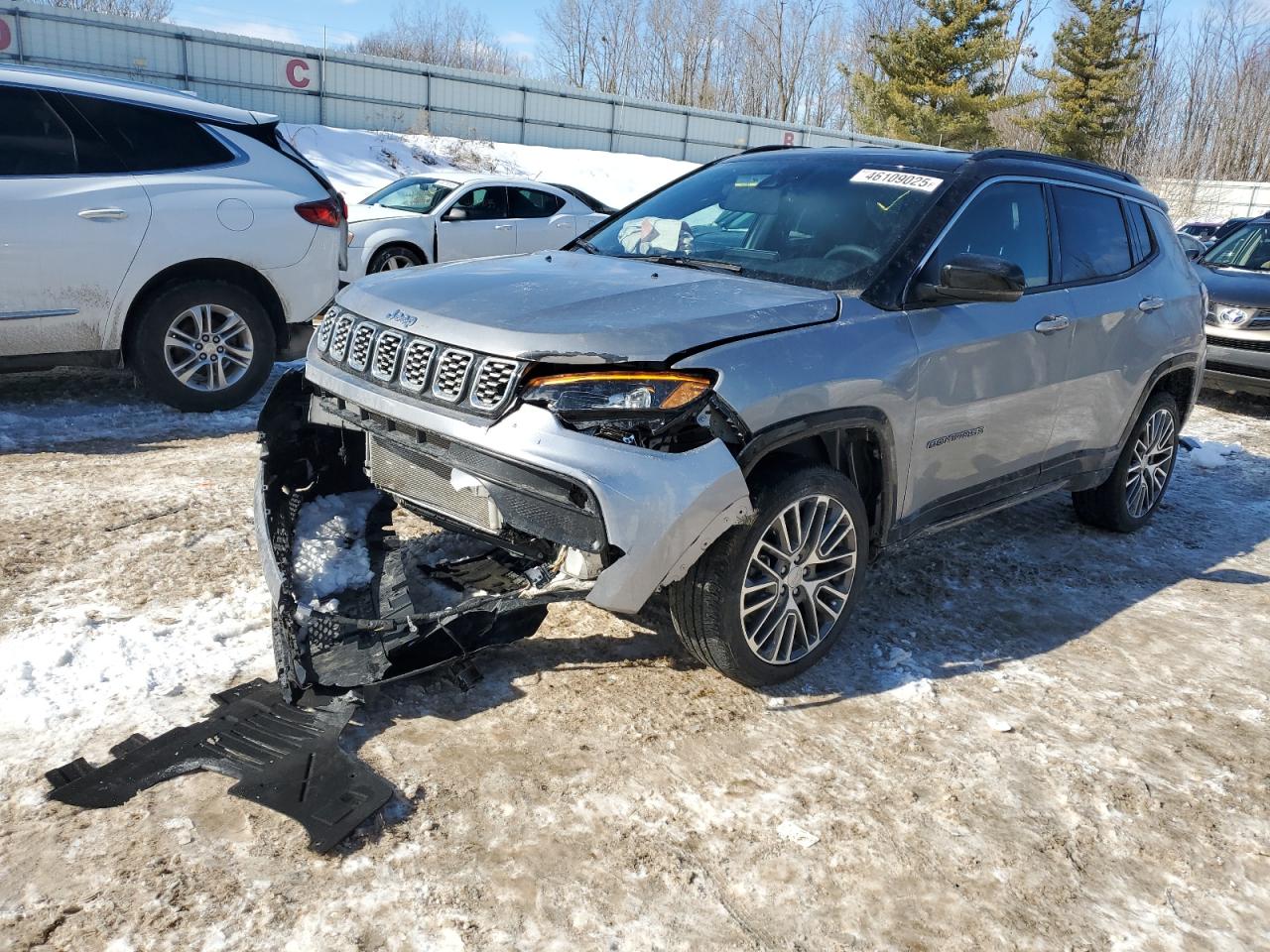 2023 Jeep Compass Limited للبيع في Davison، MI - Front End
