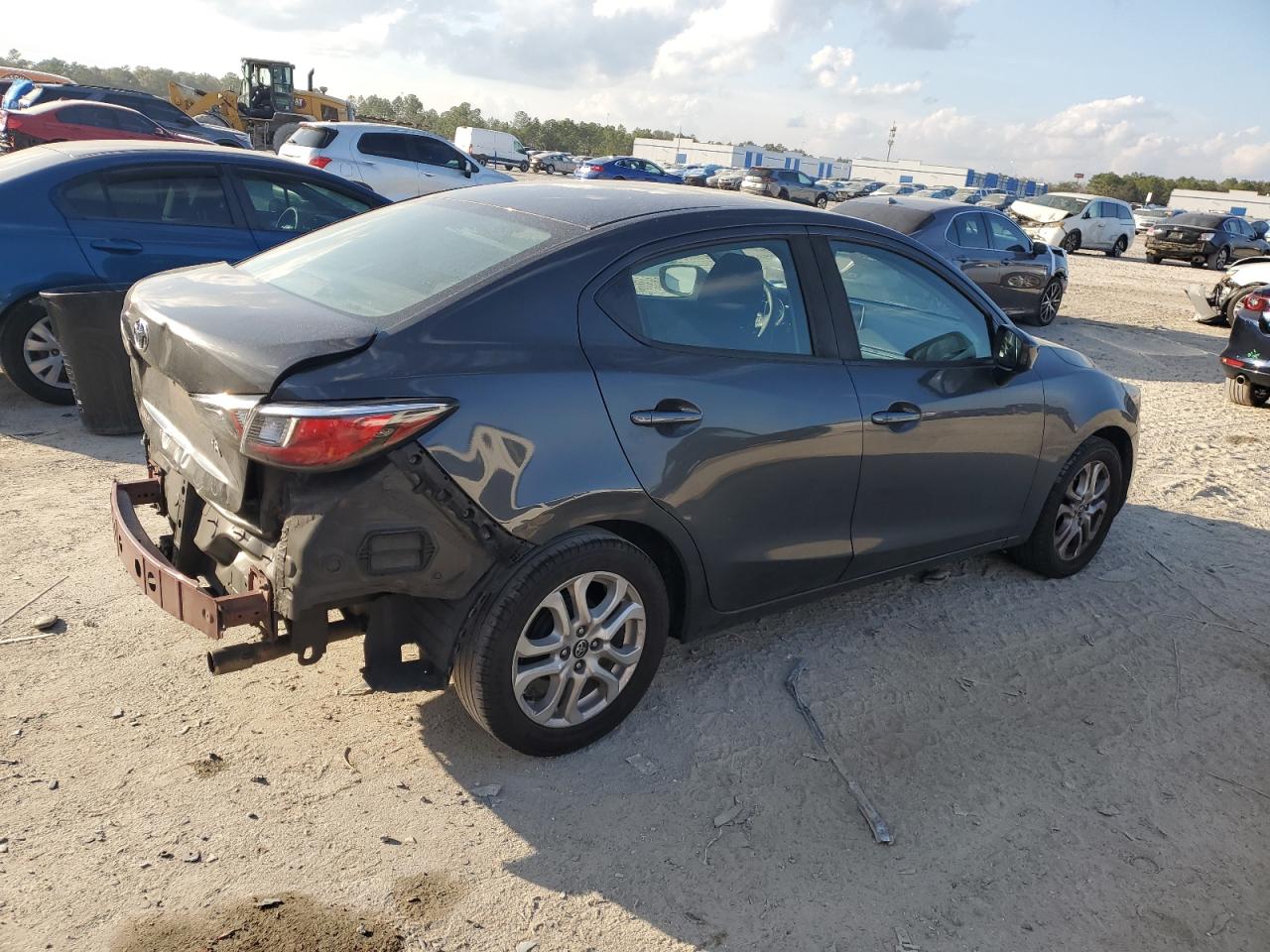 2017 Toyota Yaris - Image 3