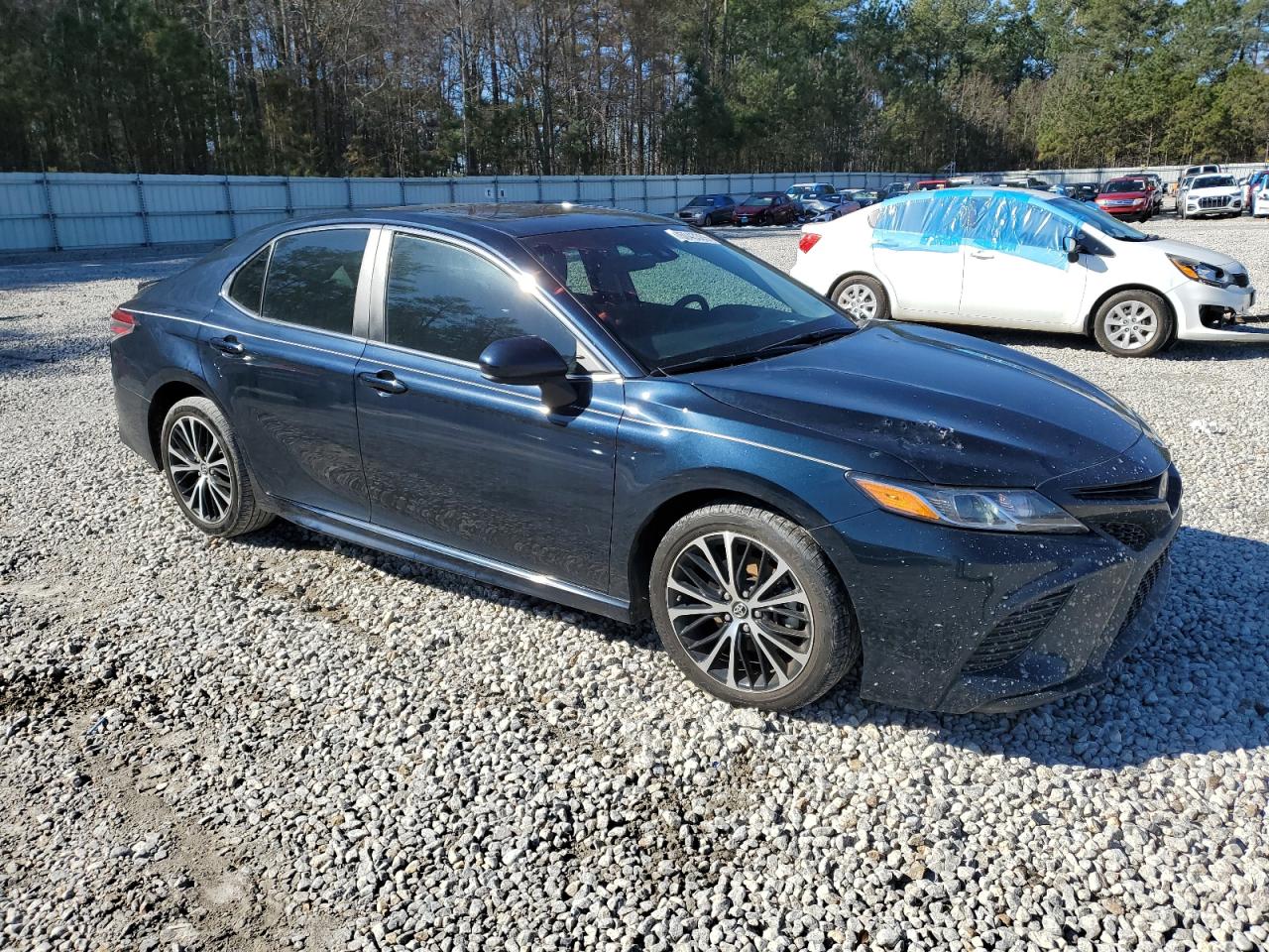 2018 Toyota Camry - Image 4