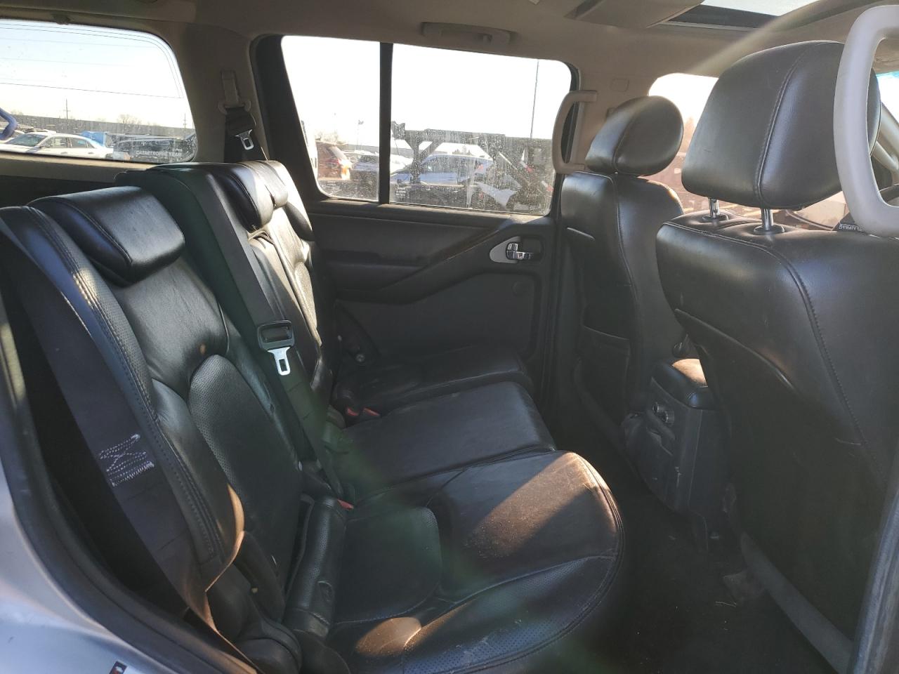 2006 Nissan Pathfinder - Image 10