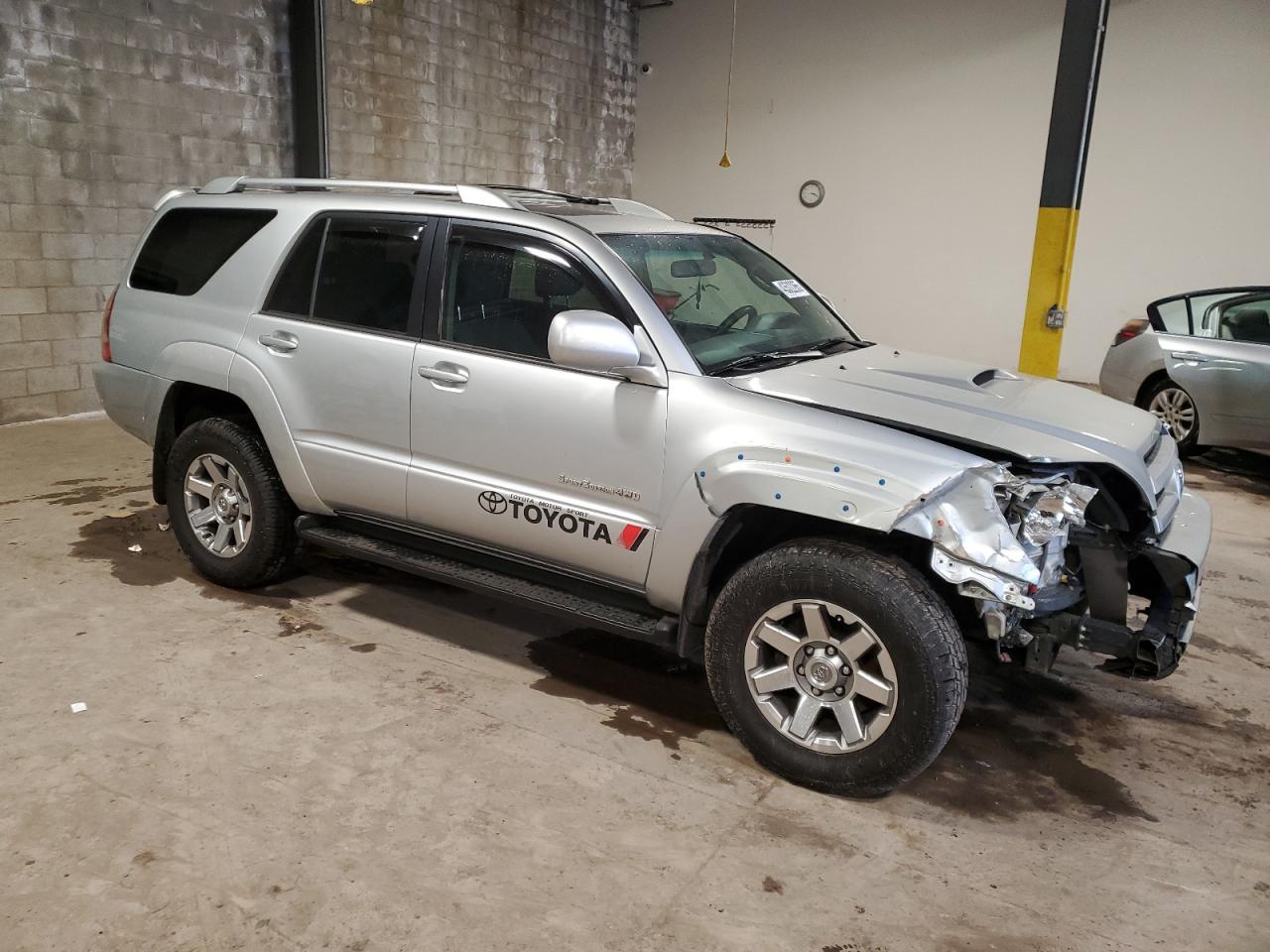 2003 Toyota 4Runner - Image 4