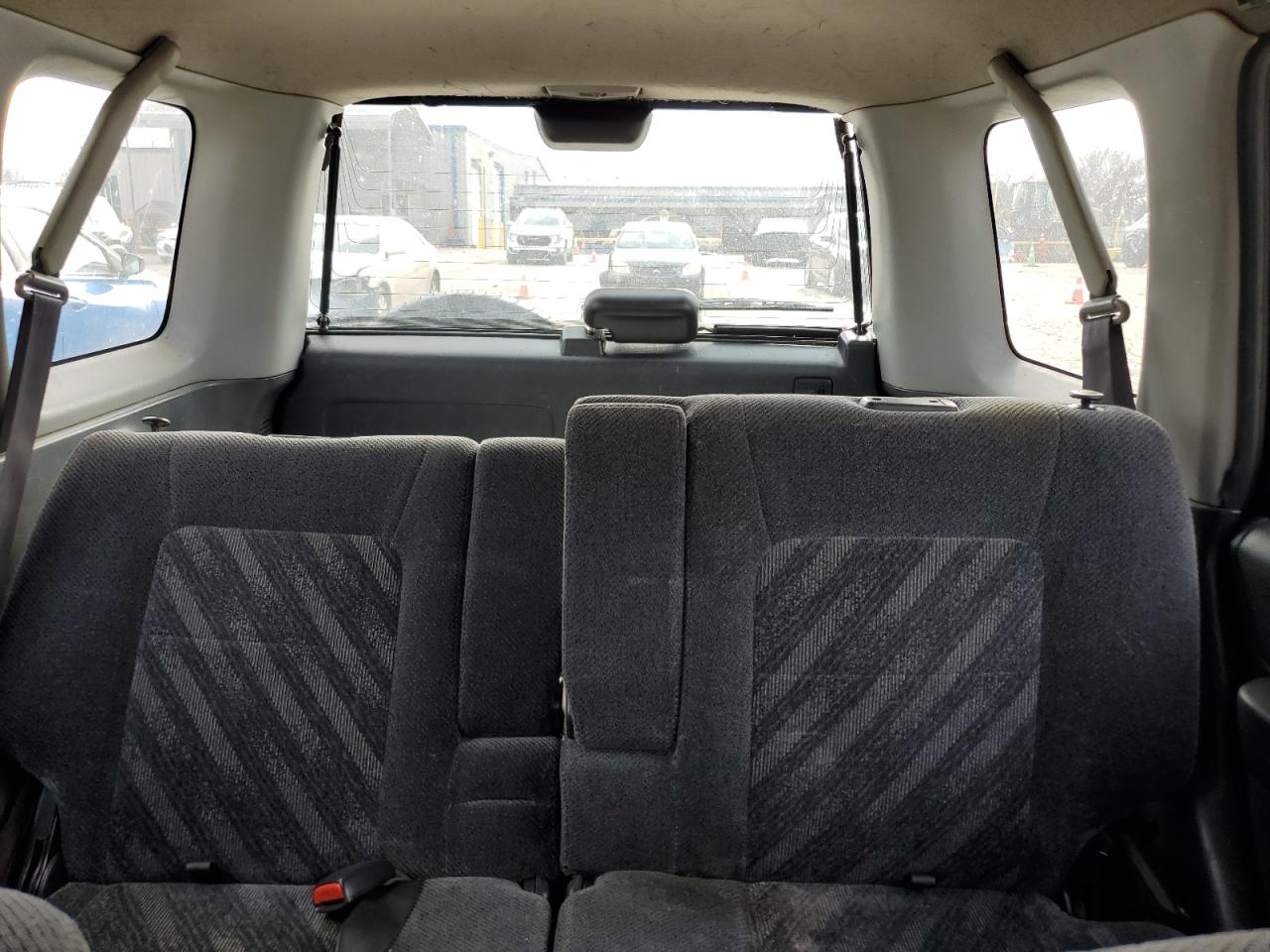 2000 Honda CR-V - Image 10