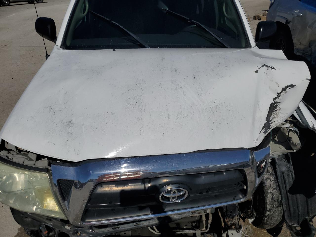 2006 Toyota Tacoma - Image 11