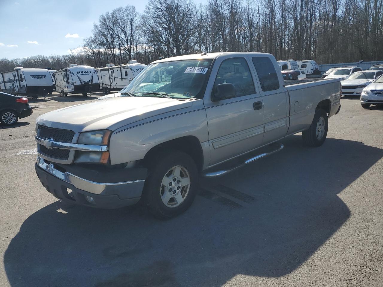 2004 Chevrolet Silverado - Image 1