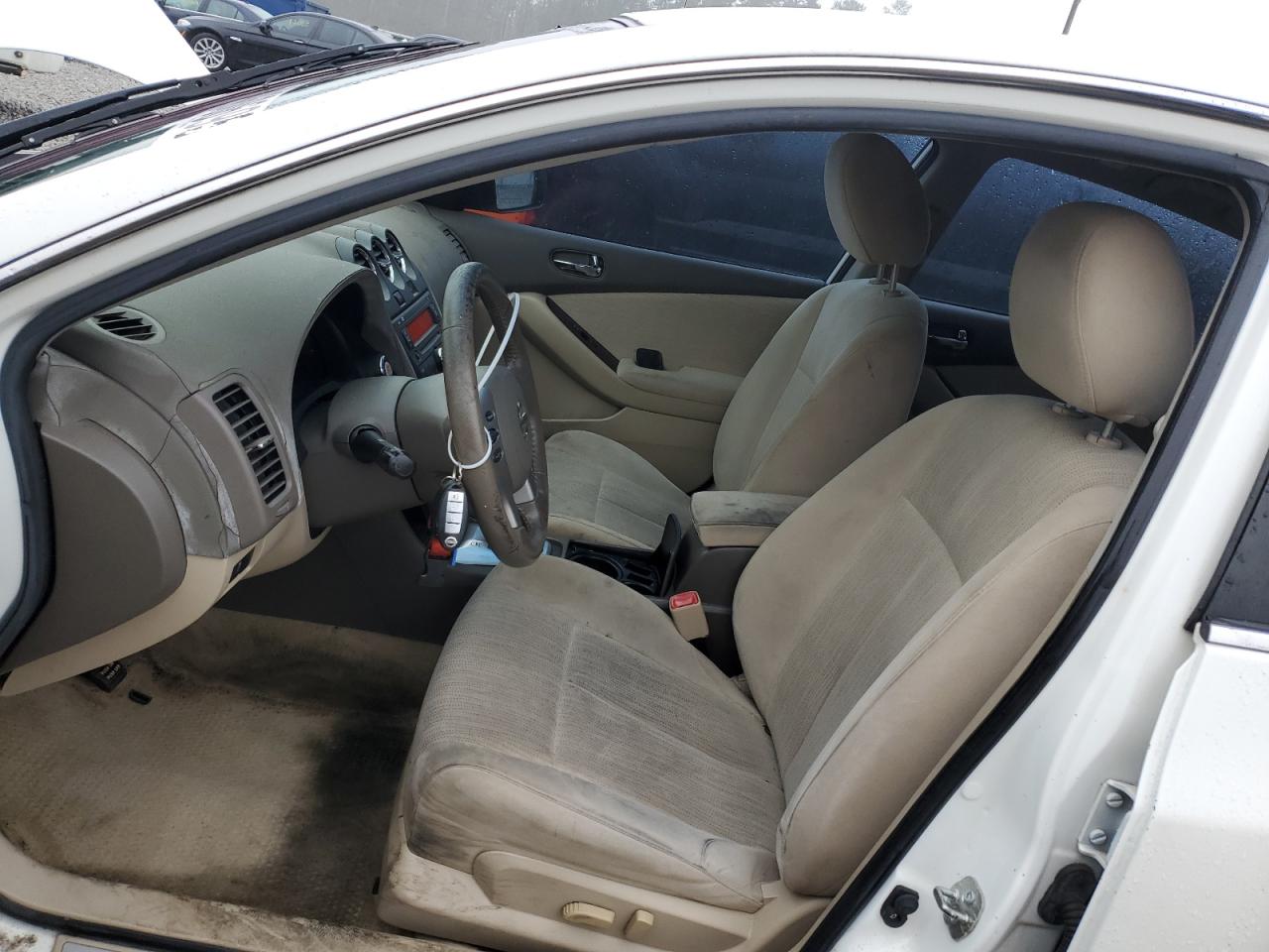 2011 Nissan Altima - Image 7