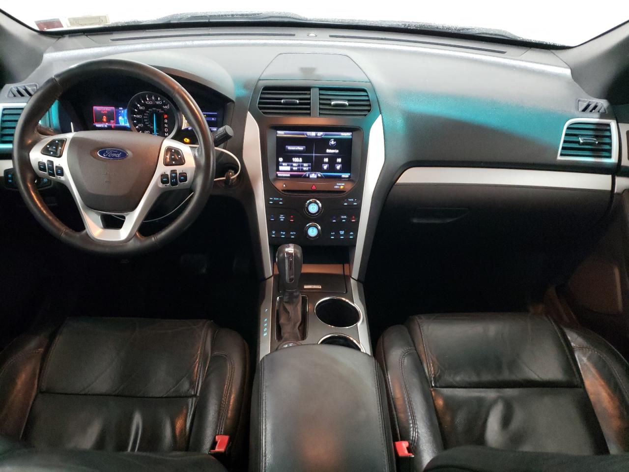2013 Ford Explorer - Image 8