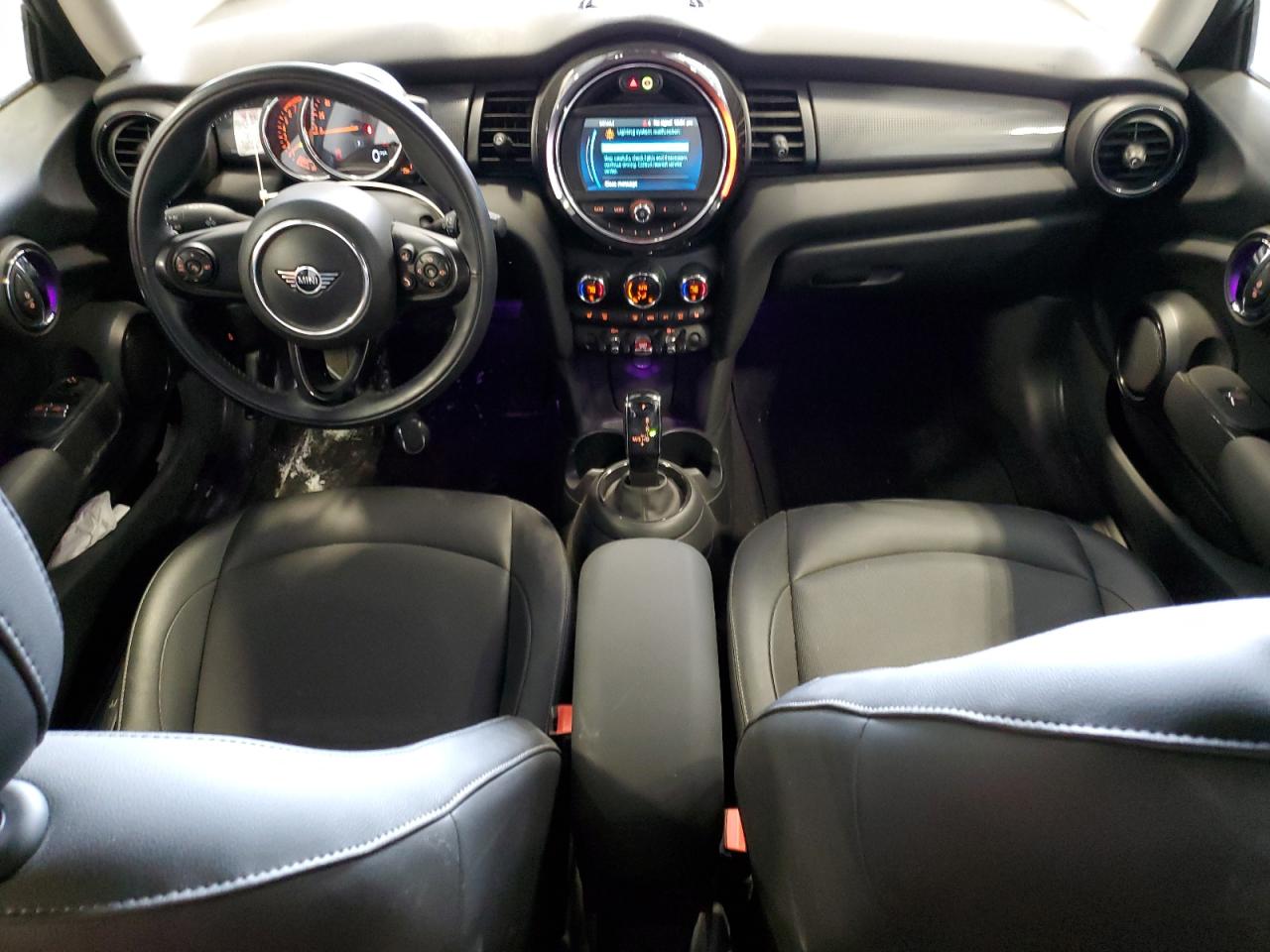 2020 MINI Cooper - Image 8