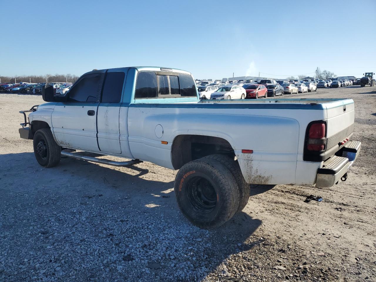 2000 Dodge RAM - Image 2