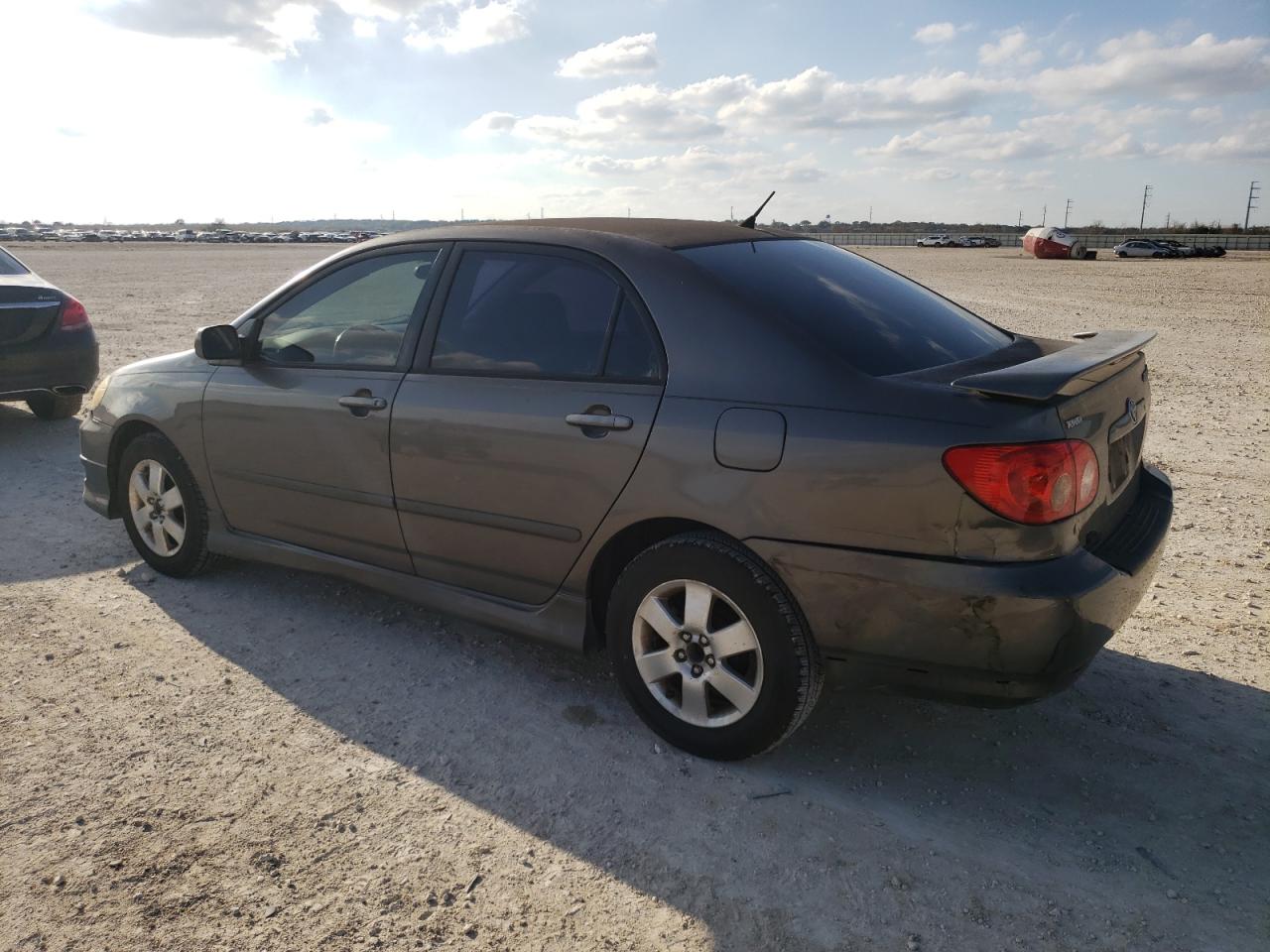2007 Toyota Corolla - Image 2