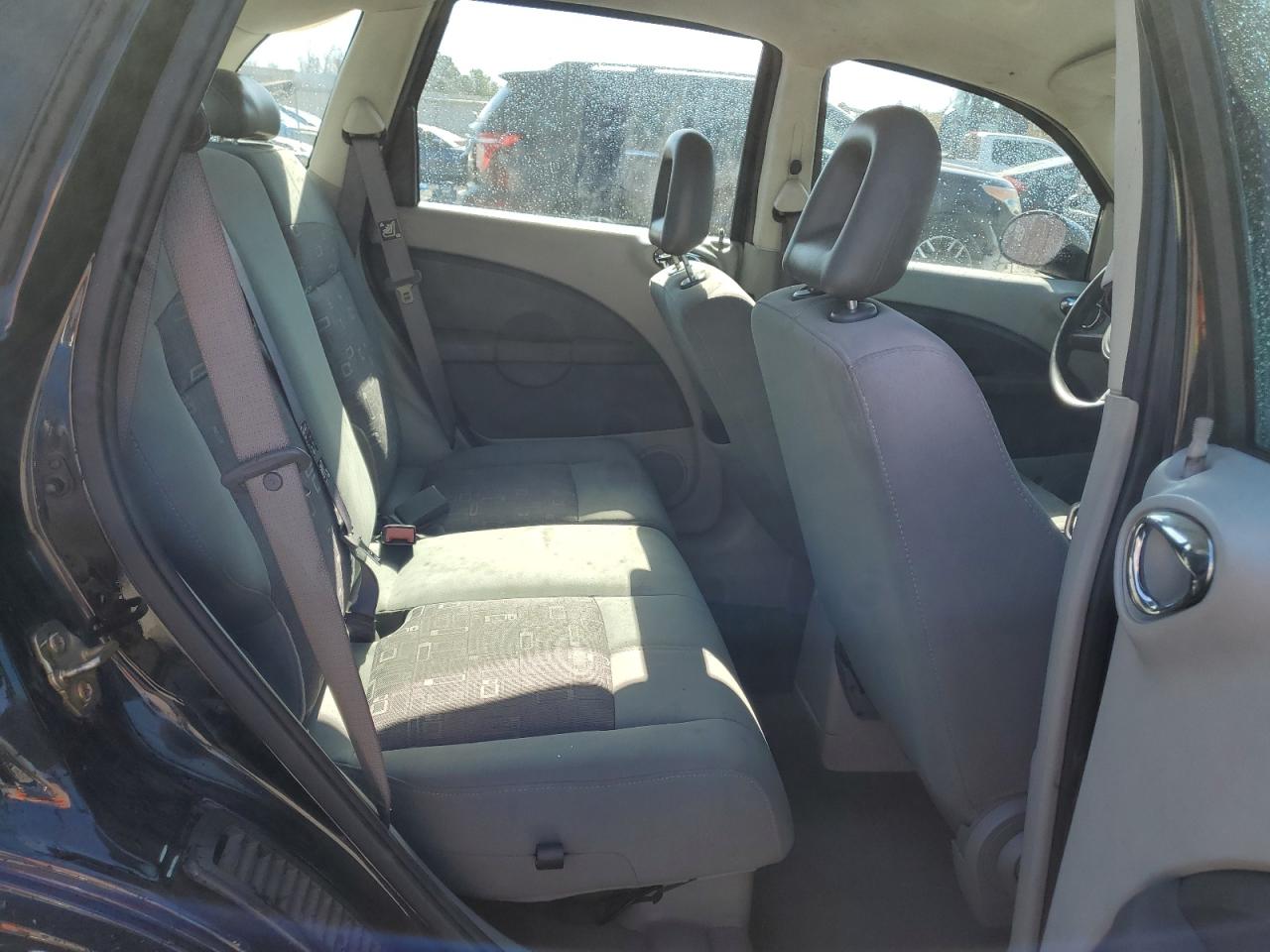 2006 Chrysler PT Cruiser - Image 11