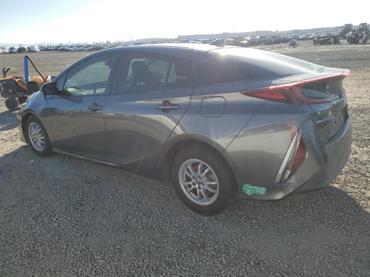 2017 Toyota Prius - Image 2