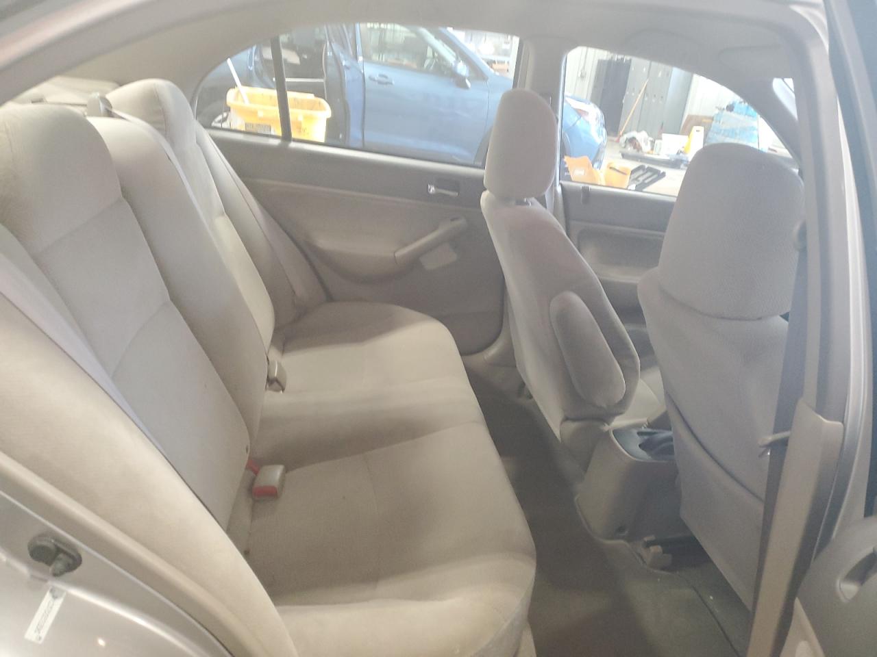 2002 Honda Civic - Image 10