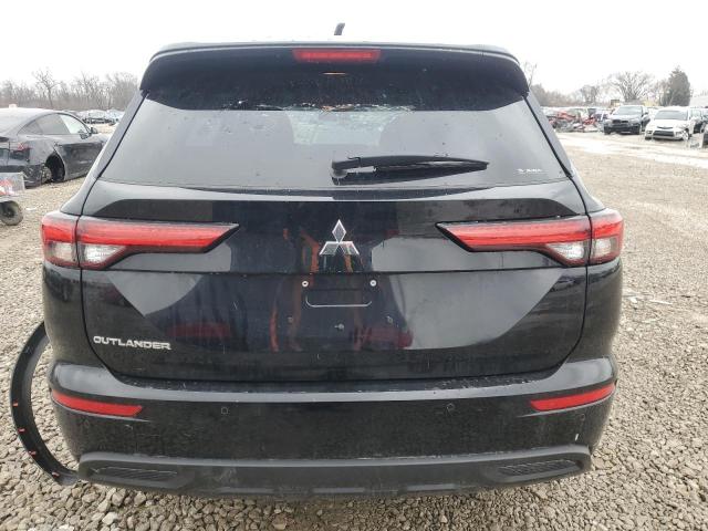  MITSUBISHI OUTLANDER 2024 Czarny