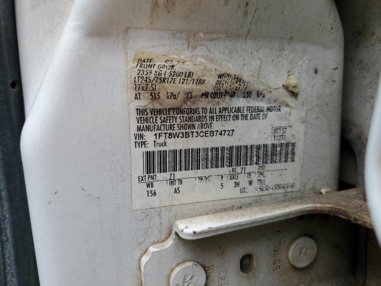2012 Ford F350 - Image 12