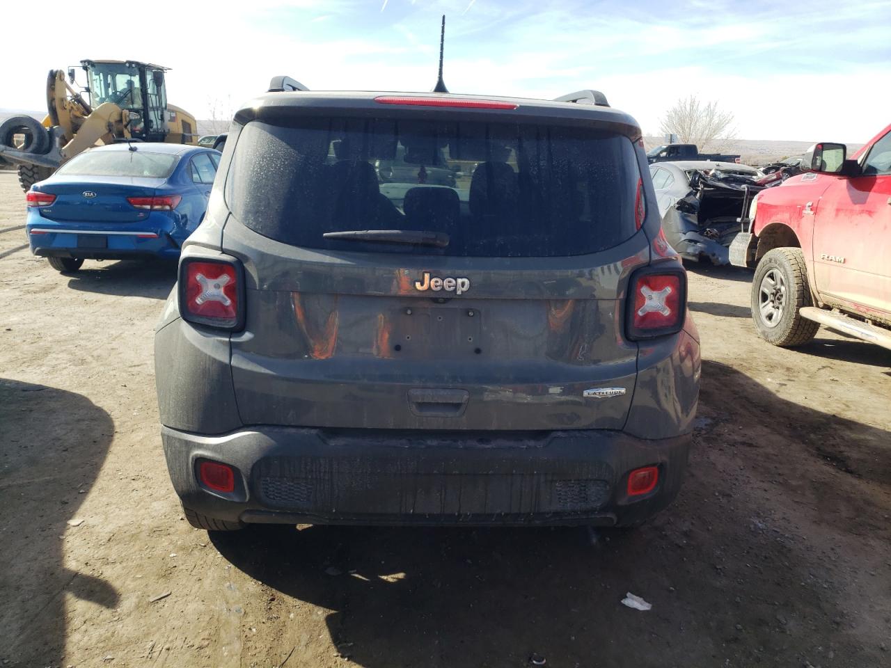 2020 Jeep Renegade - Image 6