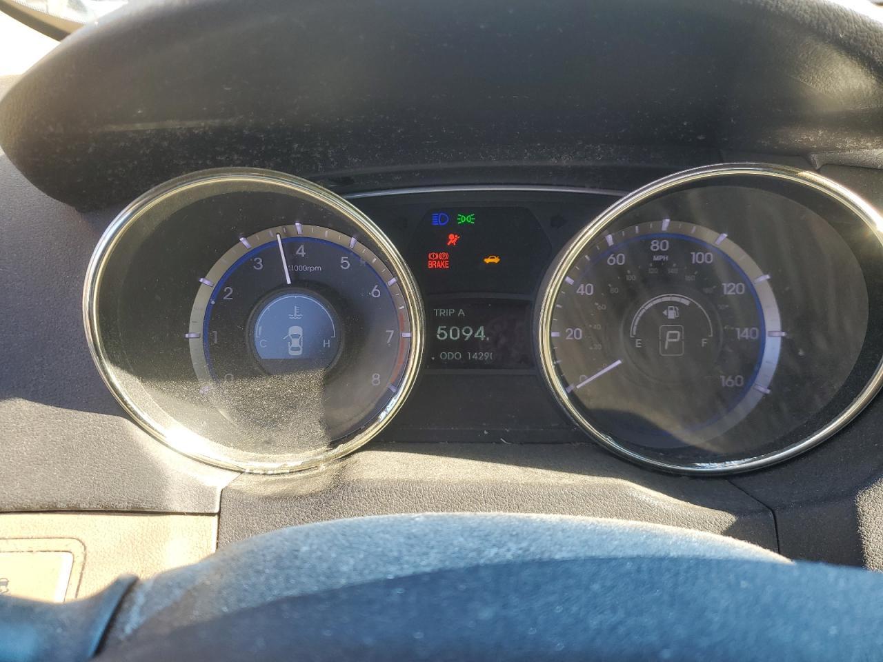 2011 Hyundai Sonata - Image 9