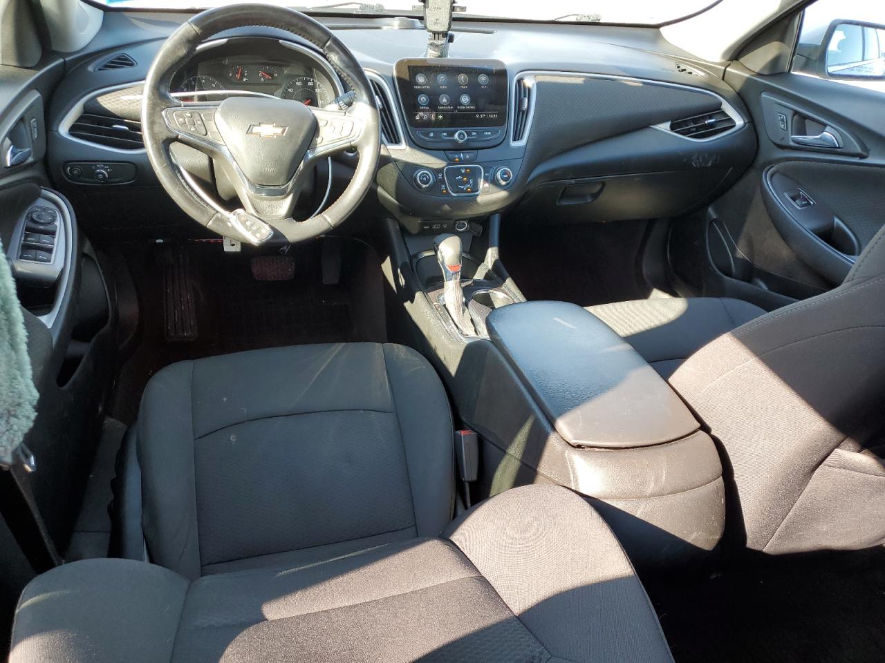 2021 Chevrolet Malibu - Image 8