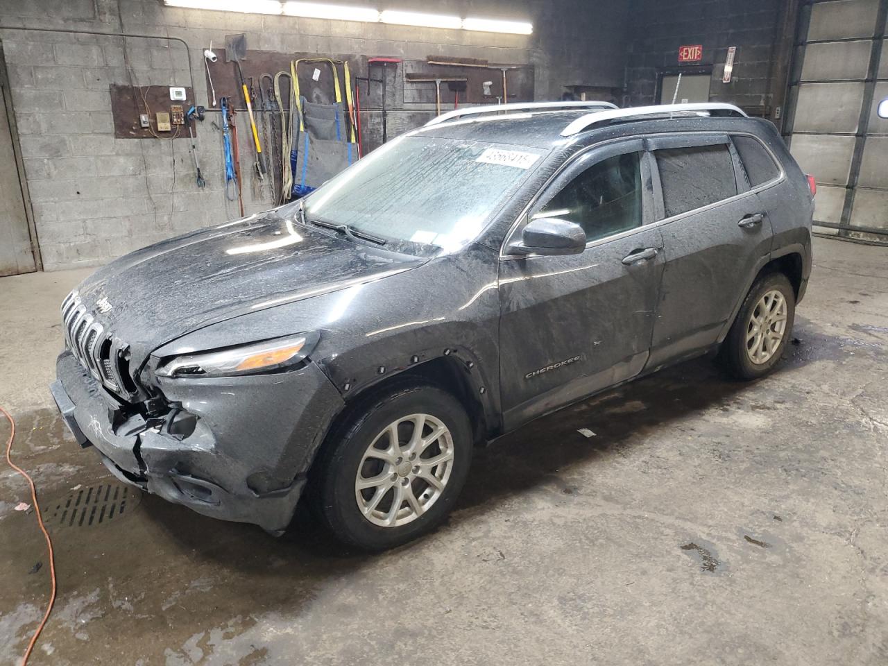 2017 Jeep Grand Cherokee - Image 1