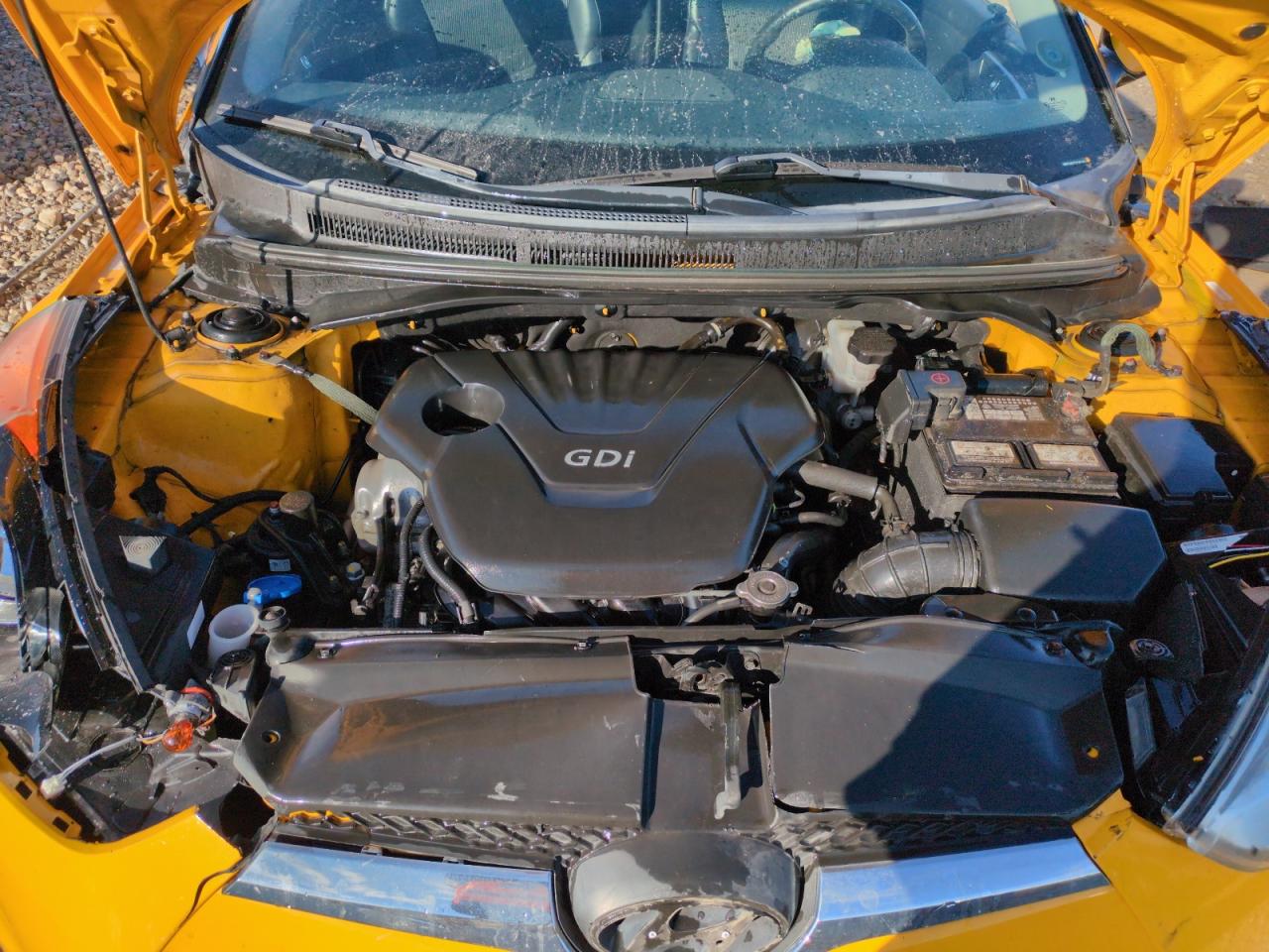 2013 Hyundai Veloster - Image 11