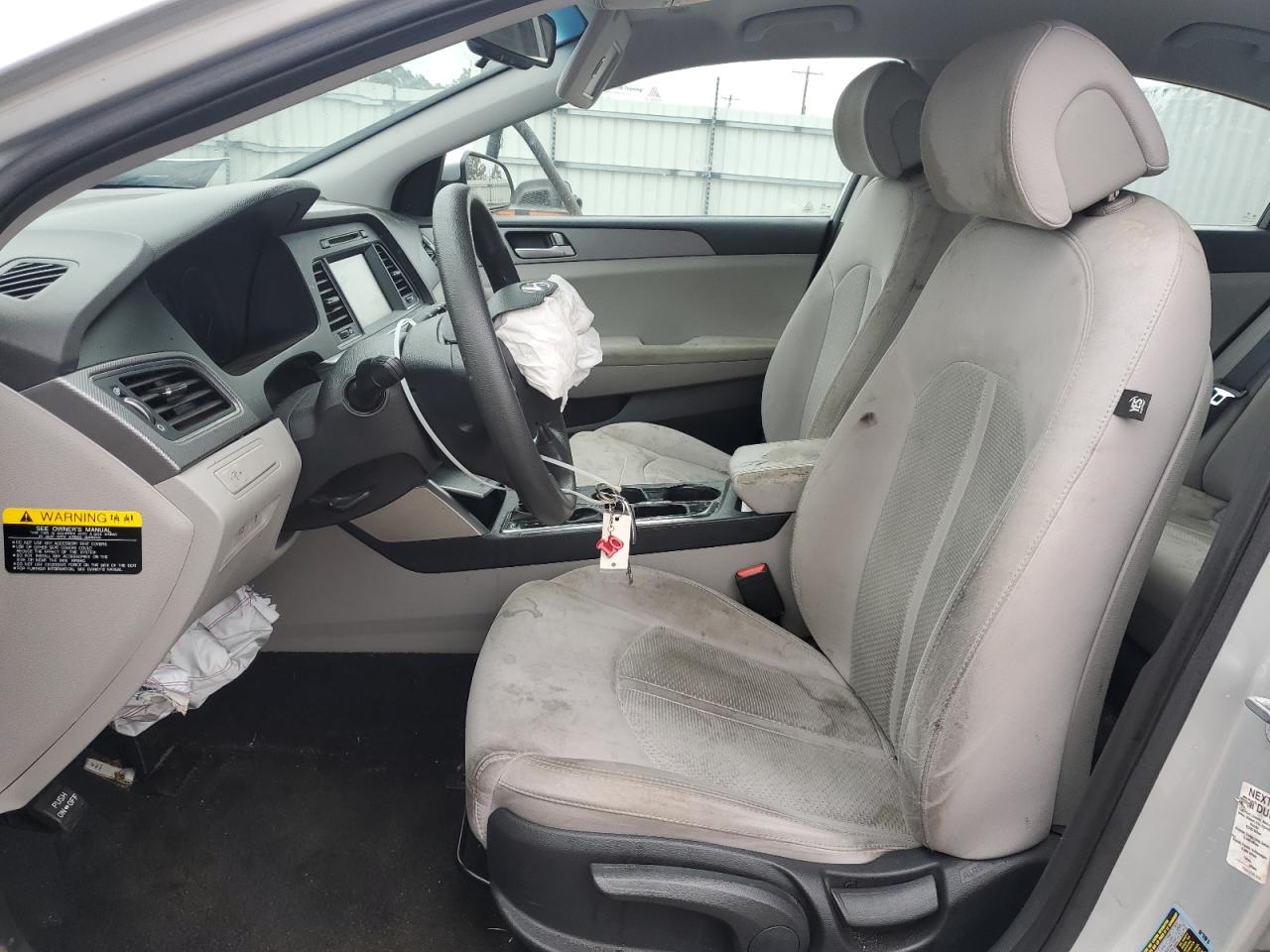 2016 Hyundai Sonata - Image 7