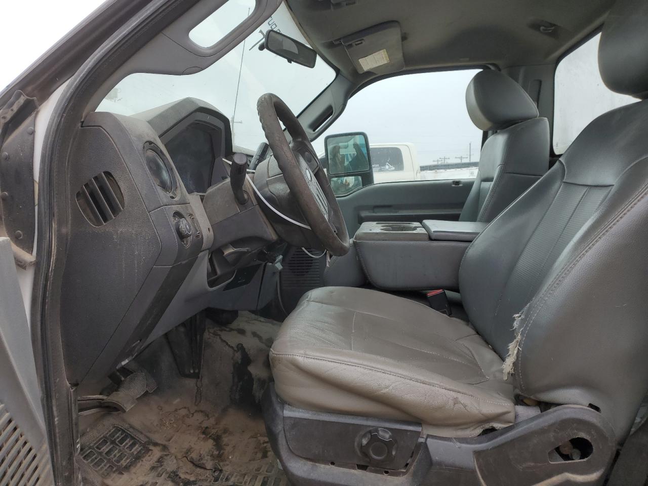 2012 Ford F350 - Image 7