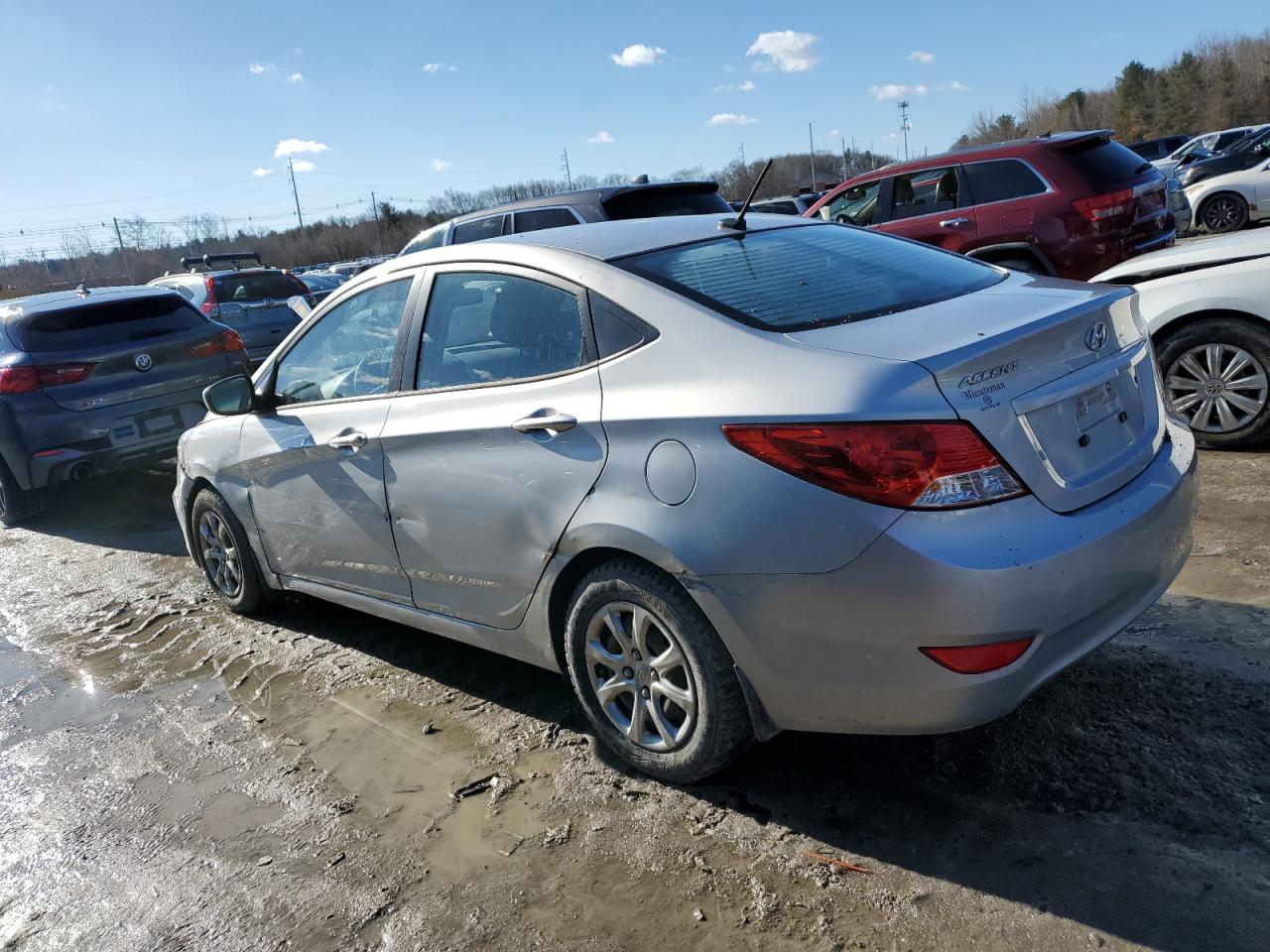 2013 Hyundai Accent - Image 2