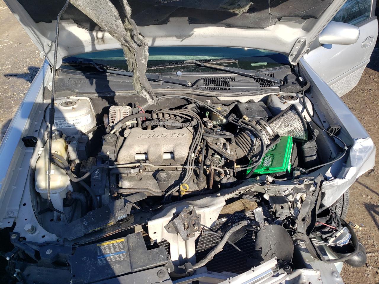2003 Chevrolet Malibu - Image 11